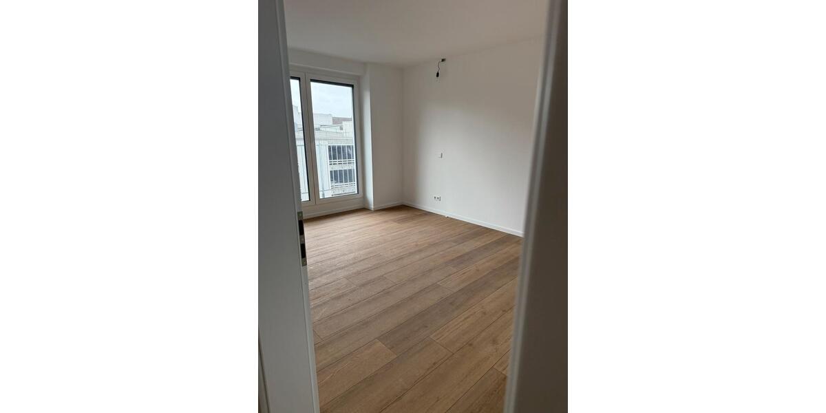 Etagenwohnung Düsseldorf Stadtmitte - 4 Zimmer, 106 m&sup2;, 1.800&euro; | Angebot:25267754