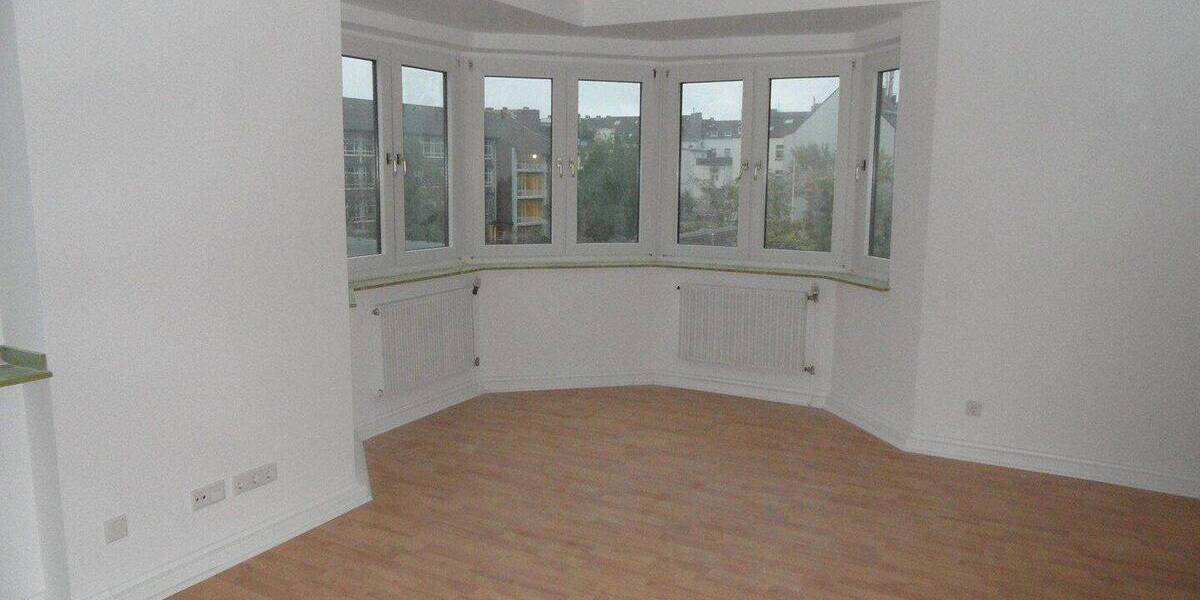 Etagenwohnung Düsseldorf Friedrichstadt - 2 Zimmer, 61 m&sup2;, 890&euro; | Angebot:26875189