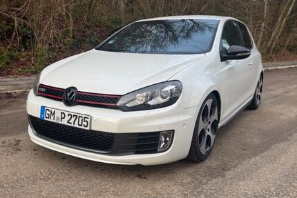 VW Golf 201.000 km 7.900 &euro; Lindlar 51789