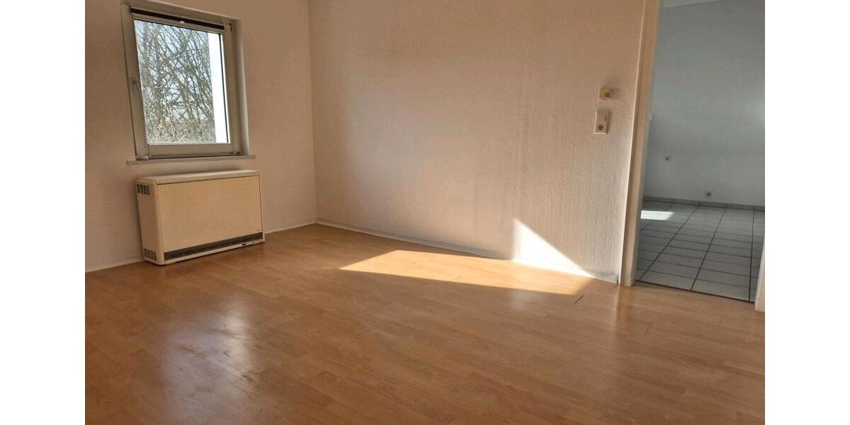 Dachgeschoßwohnung Wipperfürth - 2 Zimmer, 59 m&sup2;, 413&euro; | Angebot:26567444