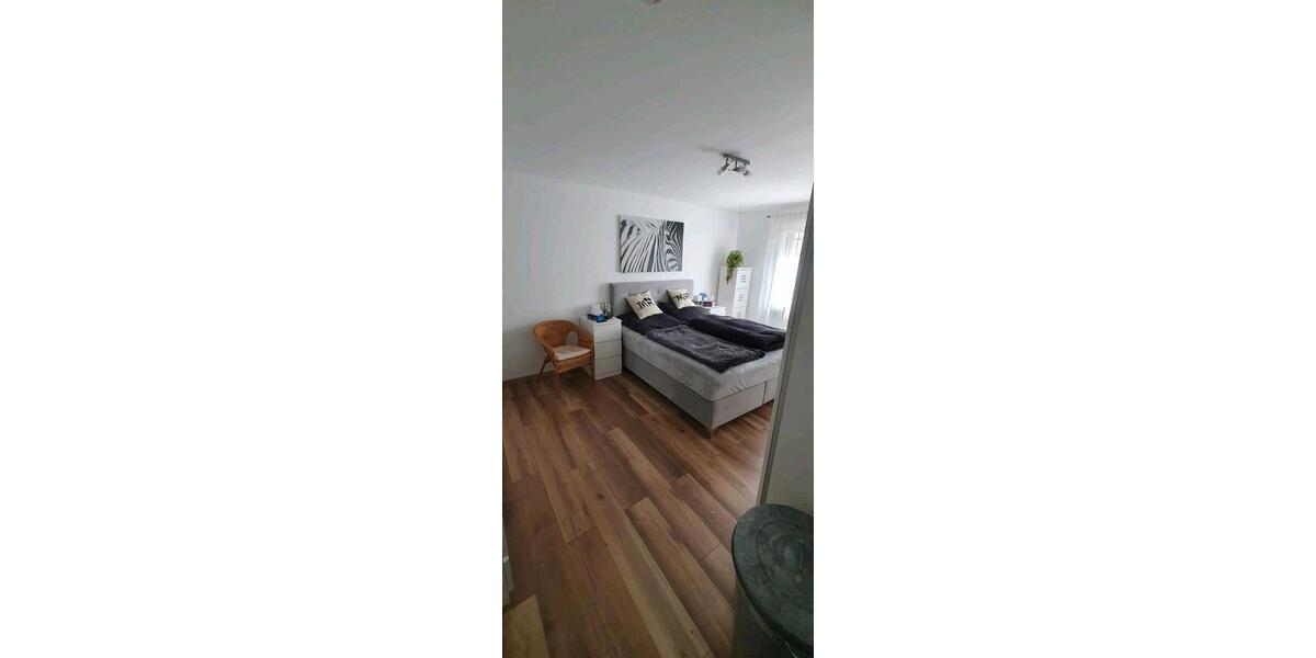 Erdgeschoßwohnung Wuppertal Eckbusch - 3.5 Zimmer, 102 m&sup2;, 1.100&euro; | Angebot:26414749