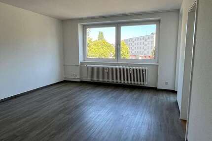 Wohnung Wuppertal Unterbarmen - 1 Zimmer, 33 m&sup2;, 300&euro; | Angebot:27165116