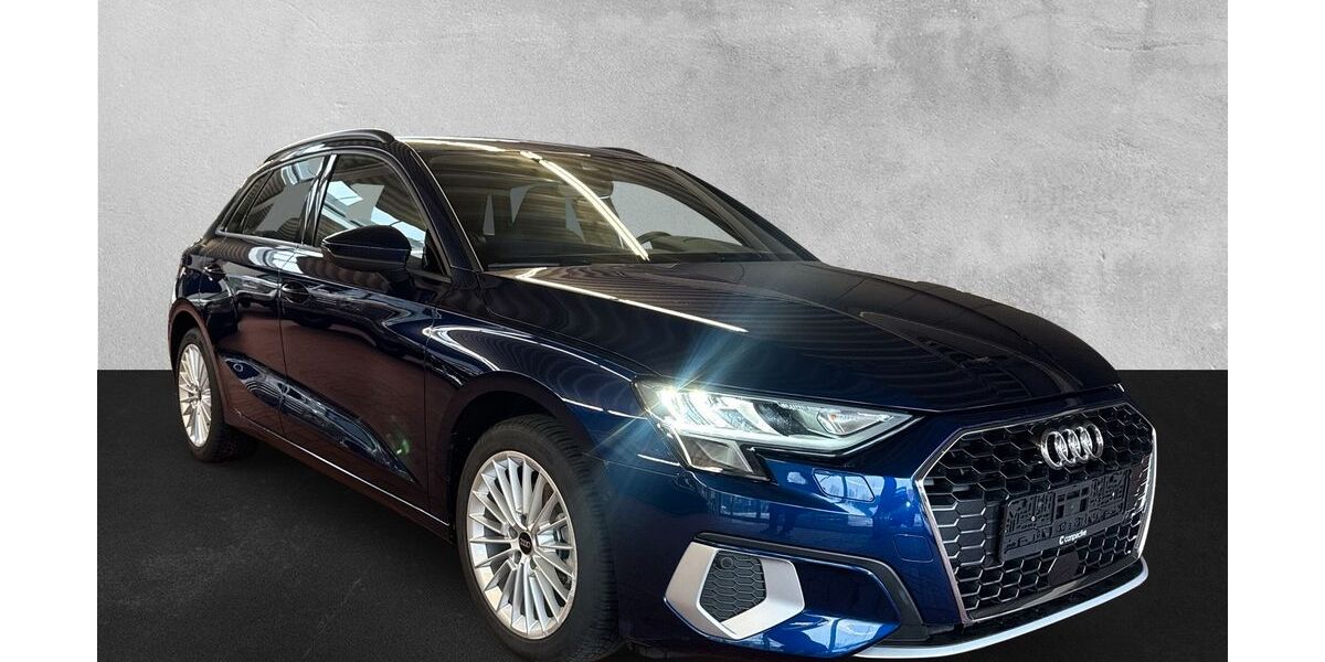 Audi A3 22.689 km 26.490 &euro; Wülfrath 42489