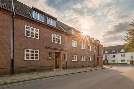 Haus Düsseldorf Niederkassel - 8 Zimmer, 323 m&sup2;, 6.000&euro; | Angebot:25340206