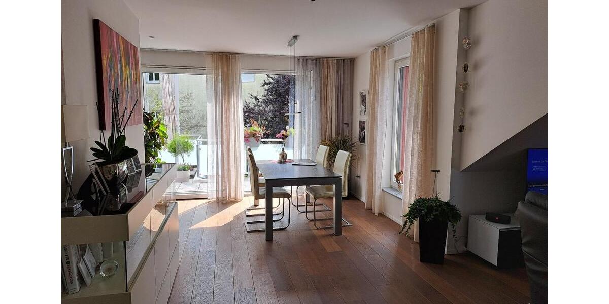 Dachgeschoßwohnung Burscheid - 4 Zimmer, 109 m&sup2;, 465.000&euro; | Angebot:25641543