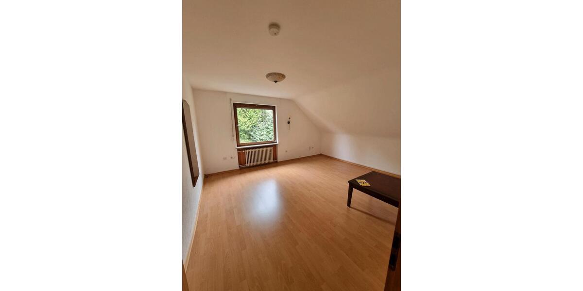 Dachgeschoßwohnung Bergisch Gladbach Alt-Frankenforst - 2 Zimmer, 61 m&sup2;, 810&euro; | Angebot:26165997