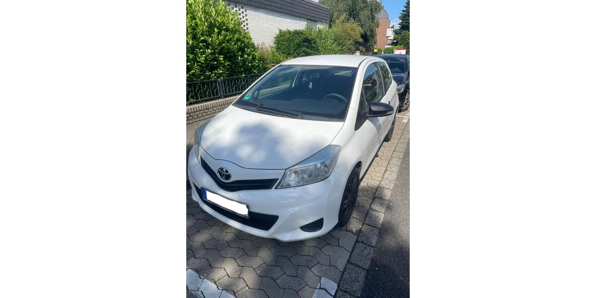 Toyota Yaris 95.740 km 5.500 &euro; Erkrath 40699