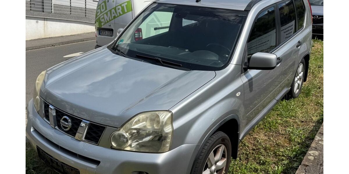 Nissan X-Trail 215.500 km 2.980 &euro; Gevelsberg 58285