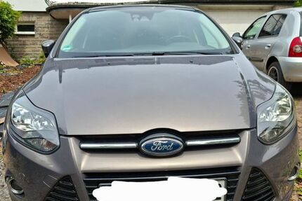 Ford Focus 162.106 km 5.599 &euro; Bergisch Gladbach 51429