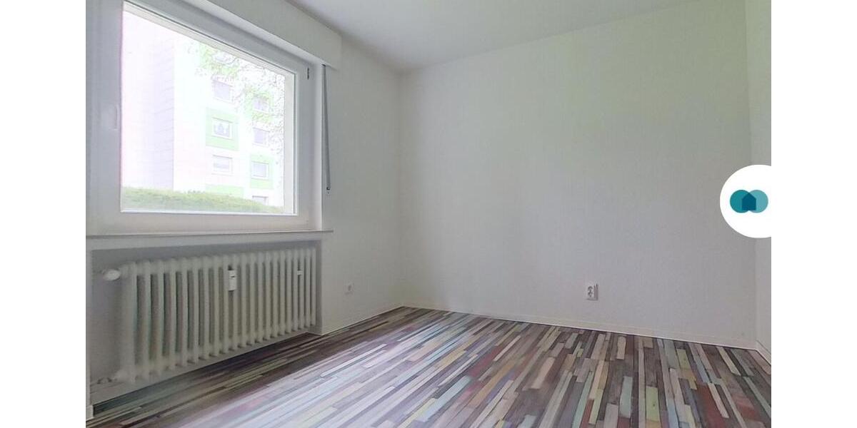 Erdgeschoßwohnung Solingen Wald - 4 Zimmer, 103 m&sup2;, 699&euro; | Angebot:25751931