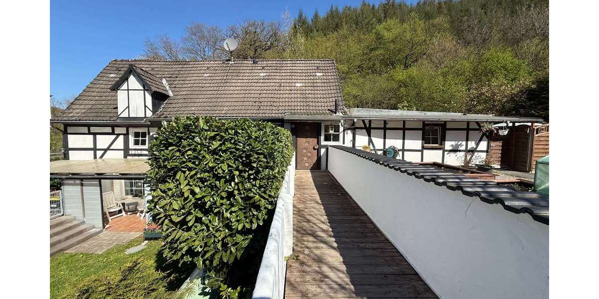 Einfamilienhaus Hagen Dahl - 9 Zimmer, 299 m&sup2;, 349.000&euro; | Angebot:26438468