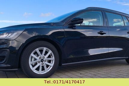 Ford Focus 150.000 km 13.400 € Essen OT Westviertel 45127
