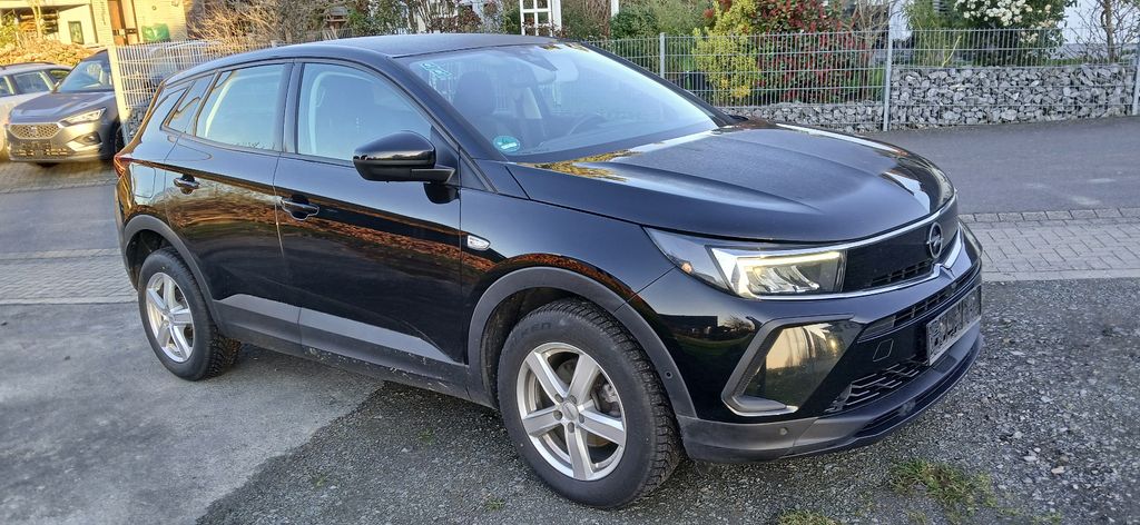 Opel Grandland (X) 174.400 km 14.500 &euro; Odenthal-Neschen 51519