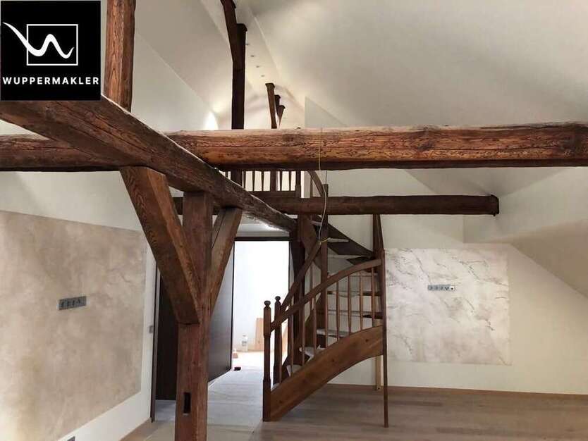 Wohnung zum Kaufen in Wuppertal 499.000 € 130.7 m²