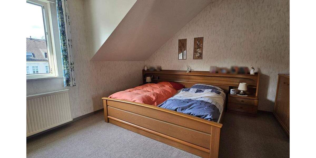 Geborgen wohnen im Schieferkleid – Ankommen und Zuhause sein - freistehendes Einfamilienhaus mit Garten und Garage 3 zimmer