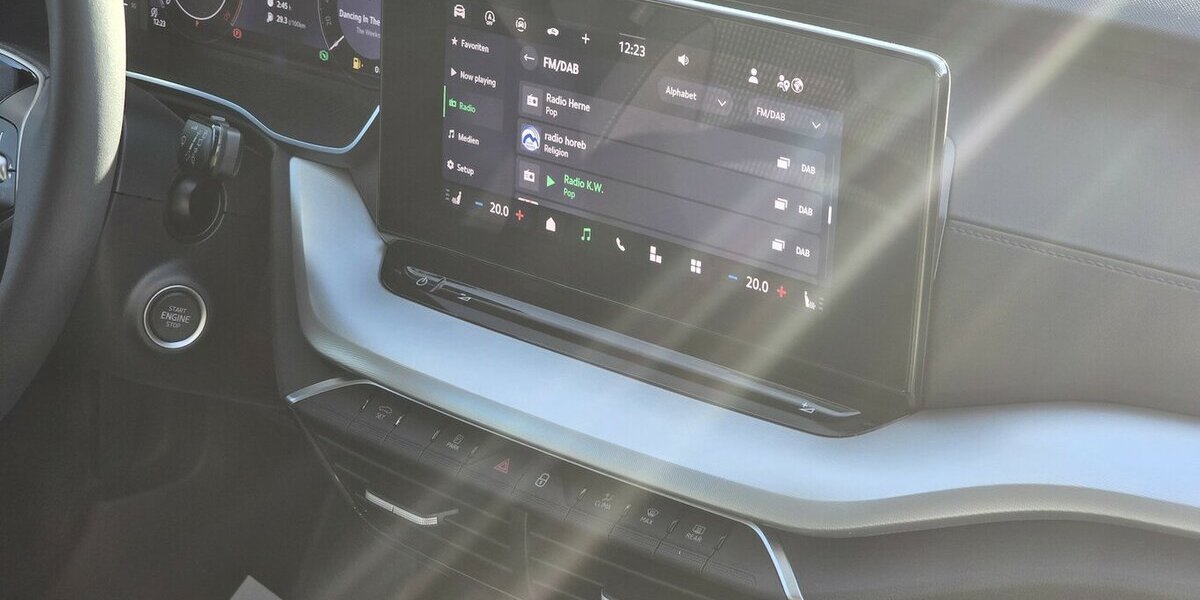 Skoda Octavia Selection Automatik|Winterpaket|LED 1.008 km 32.475 &euro; Wermelskirchen 42929