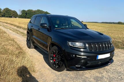 Jeep Grand Cherokee 109.500 km 28.700 &euro; Burscheid 51399