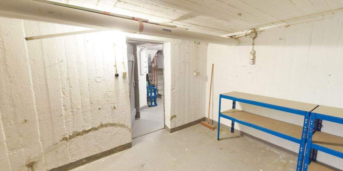 Mehrfamilienhaus, Wohnhaus Leverkusen Schlebusch - 9 Zimmer, 390.000&euro; | Angebot:25645560