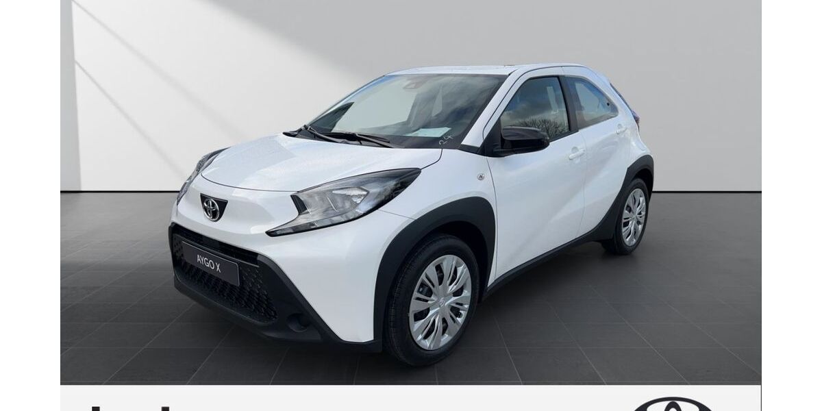 Toyota Aygo (X) 4.500 km 15.449 &euro; Solingen 42719