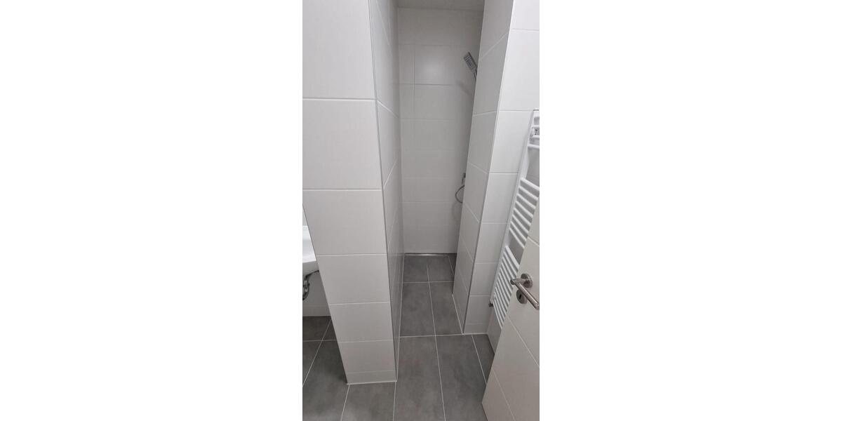 Etagenwohnung Düsseldorf Oberbilk - 1 Zimmer, 27 m&sup2;, 600&euro; | Angebot:25725333