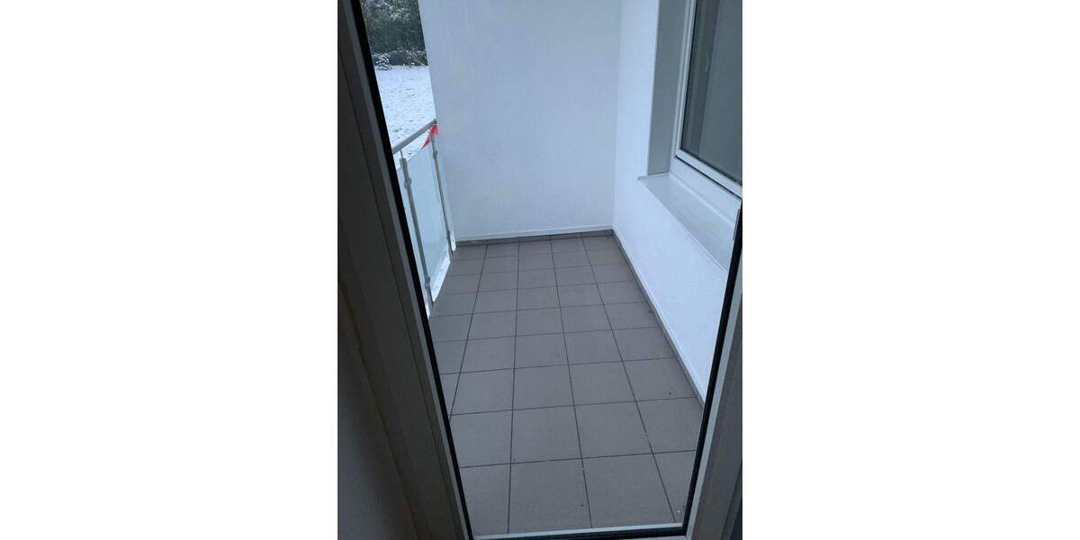 Etagenwohnung Solingen Solingen-Mitte - 3 Zimmer, 77 m&sup2;, 654&euro; | Angebot:25770538