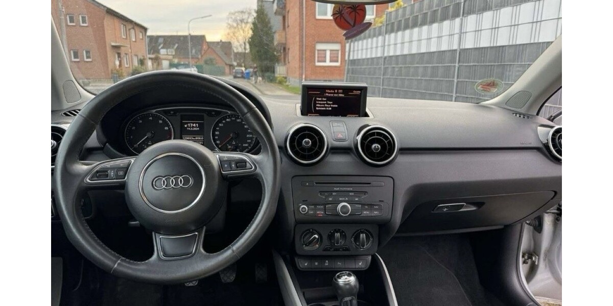 Audi A1 196.000 km 5.400 &euro; Düsseldorf 40213