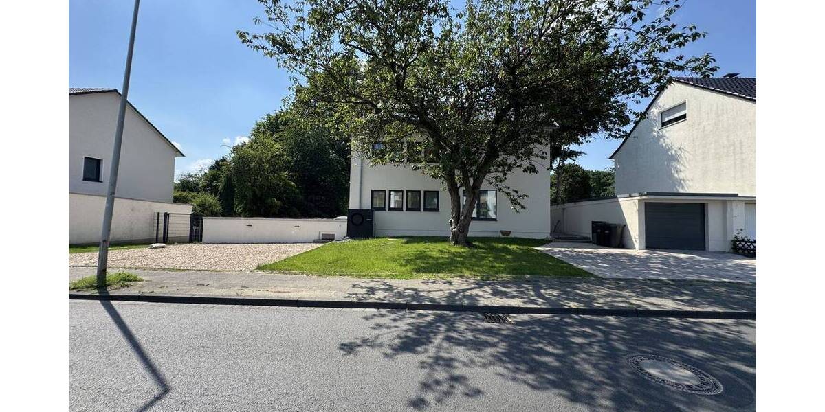 Einfamilienhaus Leverkusen Schlebusch - 8 Zimmer, 370 m&sup2;, 1.599.000&euro; | Angebot:26926981
