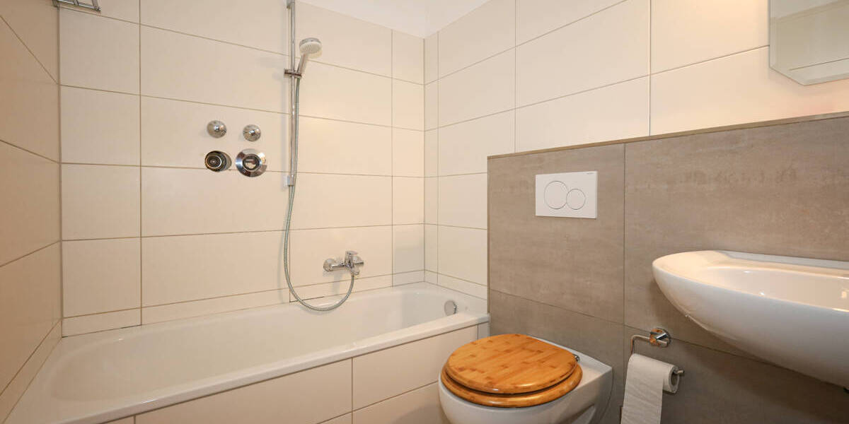 Etagenwohnung Leverkusen / Opladen Opladen - 3 Zimmer, 90 m&sup2;, 927&euro; | Angebot:26173245