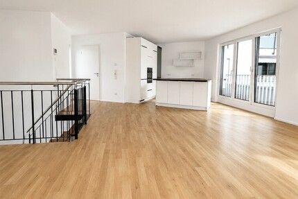 Provisionsfrei!!! Haus-im-Haus-Konzept Exklusive Maisonettewohnung mit 15 m² Dachterrasse Erstbezug in Bilk - Wohnung Düsseldorf Stadtbezirk 3 | Angebot:27103474