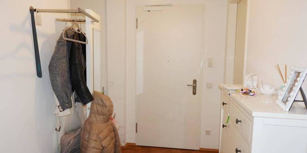 Etagenwohnung Düsseldorf Flingern Nord - 3 Zimmer, 85 m&sup2;, 1.430&euro; | Angebot:26869423