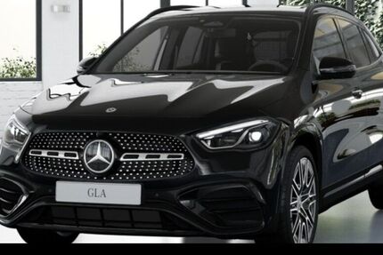 Mercedes-Benz GLA 180 9.900 km 42.990 &euro; Düsseldorf 40470