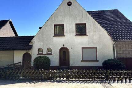 Haus Halver Carthausen - 6 Zimmer, 122 m&sup2;, 179.000&euro; | Angebot:23825052