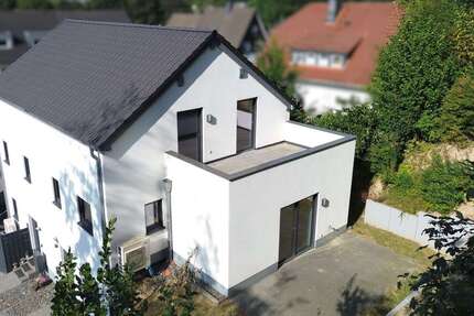 Haus Engelskirchen - 3 Zimmer, 123 m&sup2;, 425.000&euro; | Angebot:26756842
