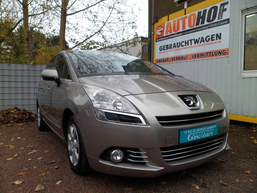 Peugeot 5008 150.000 km 3.990 € Bochum 44795