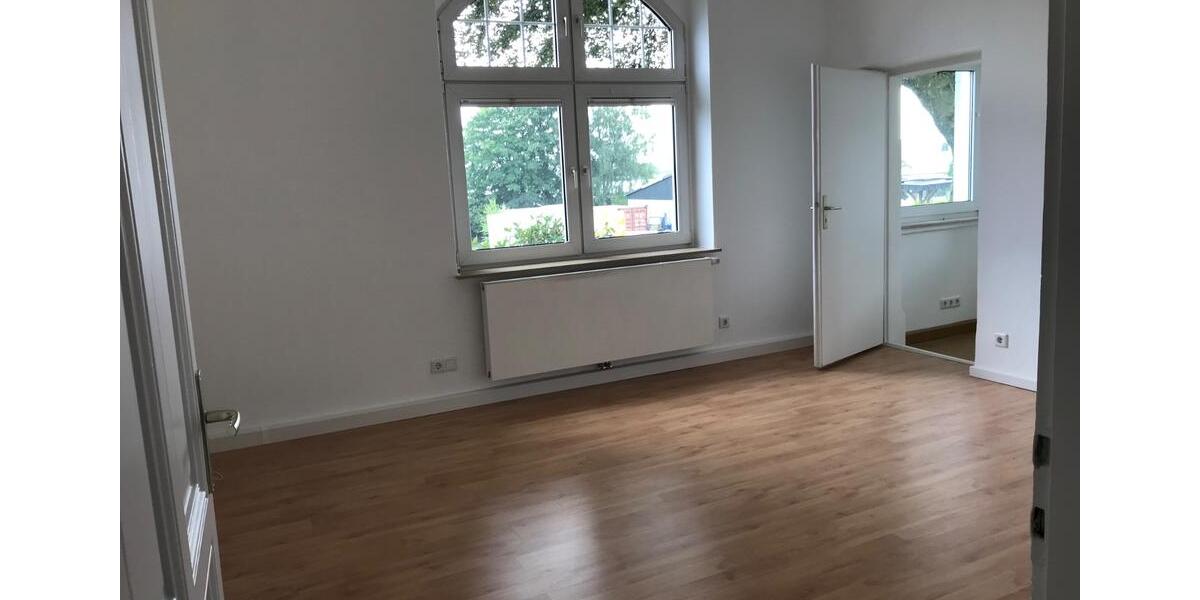 Erdgeschoßwohnung Halver - 3.5 Zimmer, 86 m&sup2;, 615&euro; | Angebot:26135883