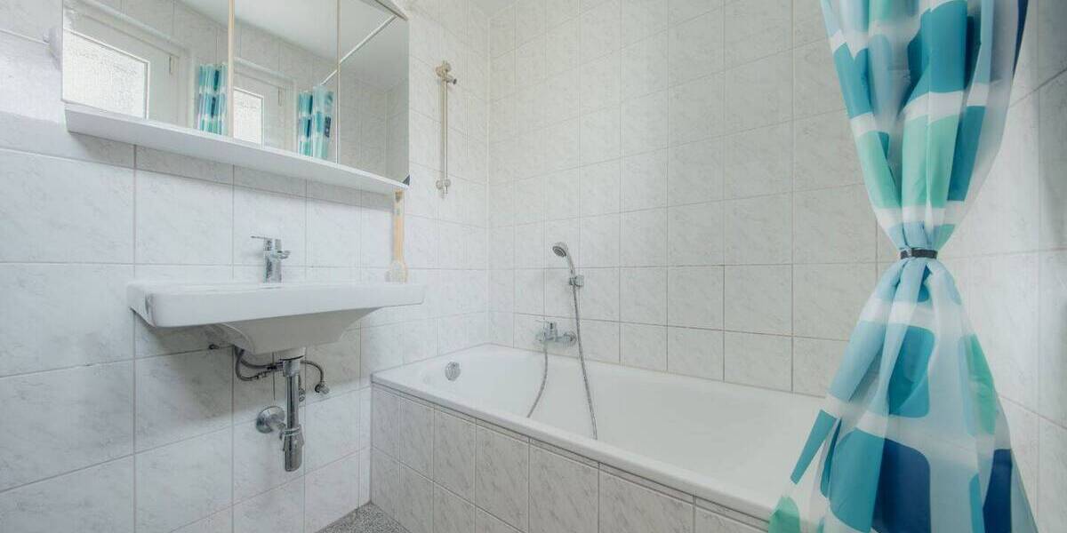 Etagenwohnung Leverkusen Schlebusch - 3 Zimmer, 74 m&sup2;, 199.000&euro; | Angebot:26245318