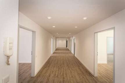 Gewerbeobjekt Düsseldorf Stadtmitte - 7.050&euro; | Angebot:27097133