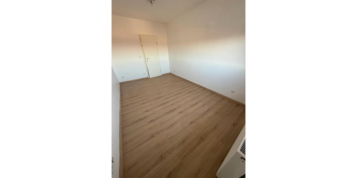 Etagenwohnung Remscheid - 3 Zimmer, 70 m&sup2;, 145.000&euro; | Angebot:27416071