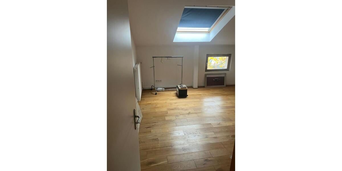 Dachgeschoßwohnung Wuppertal Gemarkung Langerfeld - 3 Zimmer, 760&euro; | Angebot:22691222