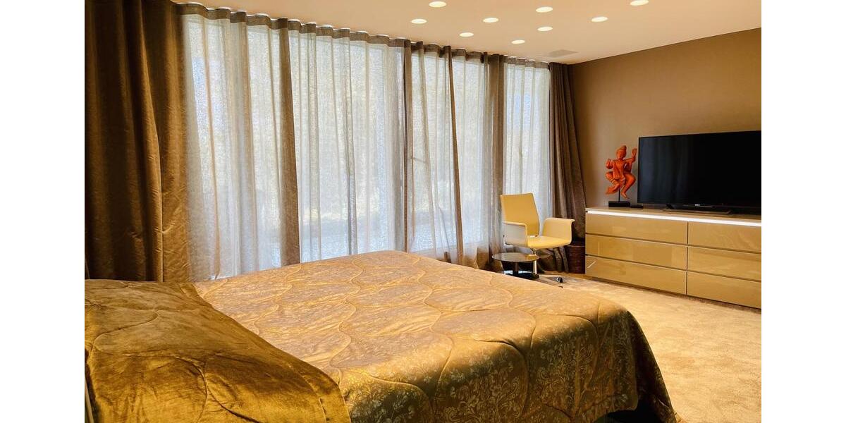 Designer Maisonette-Wohnung nähe Zoopark mit Blick ins Grüne, Fussbodenheizung, Kamin, Terrasse 5 zimmer