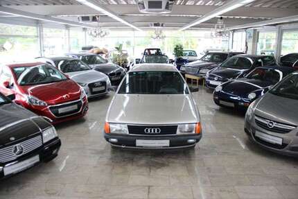 Audi 100