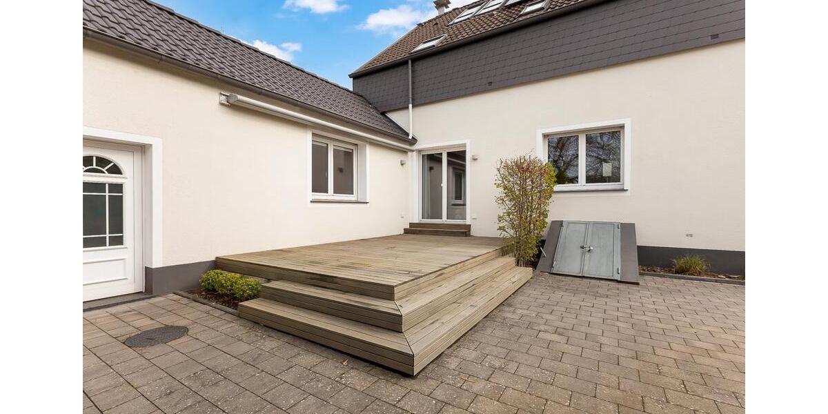 Einfamilienhaus Langenfeld (Rheinland) - 5 Zimmer, 150 m&sup2;, 2.500&euro; | Angebot:26099303