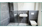NEUBAU-ERSTBEZUG: MODERNE 3-ZIMMER-WOHNUNG MIT AUFZUG, GROSSEM BALKON UND PKW-STELLPLATZ IN RADEVORM - Etagenwohnung Radevormwald Karthausen | Angebot:26455528