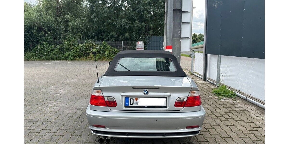 BMW 318 114.000 km 7.000 € Düsseldorf 40213