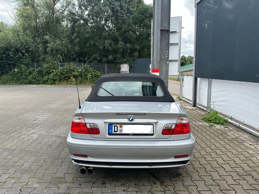 BMW 318 114.000 km 7.000 € Düsseldorf 40213