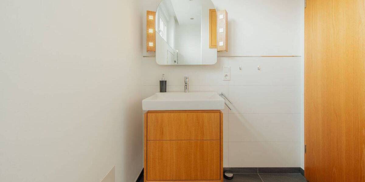 Reihenendhaus Bergisch Gladbach Schildgen - 6 Zimmer, 133 m&sup2;, 525.000&euro; | Angebot:26245299