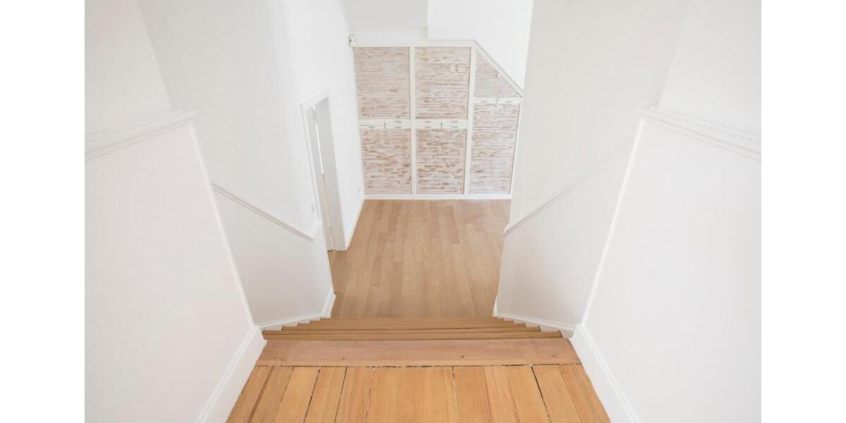 Loftwohnung mit historischen Elementen 2.5 zimmer