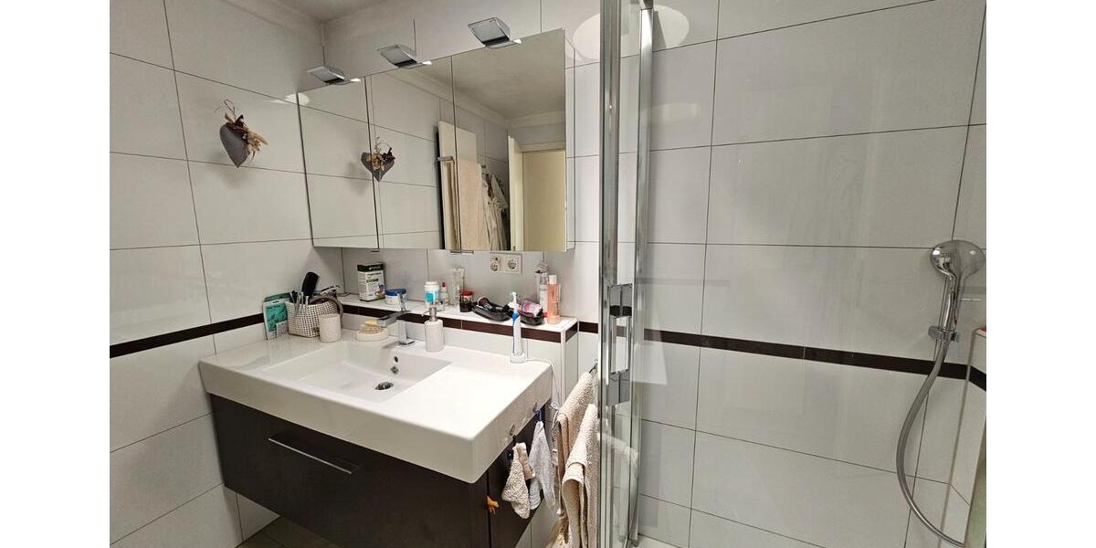 3-Zimmer-Penthouse - Haus im Haus EBK ruhig u. zentral gelegen zimmer