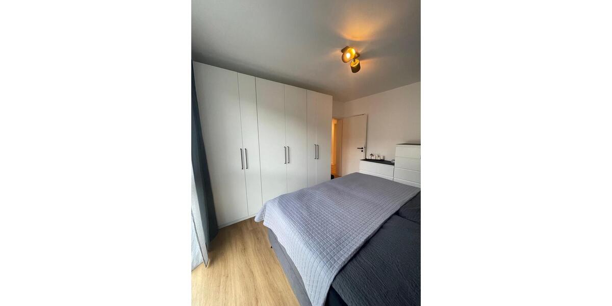 Moderne und helle neuwertige 4-Zimmer Wohnung mit 3 Balkonen im EG in Solingen 4 zimmer