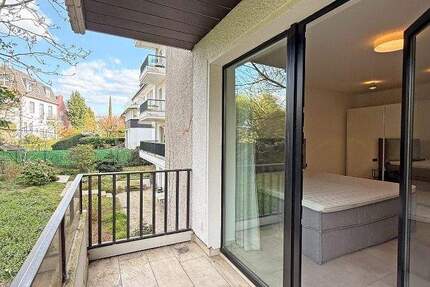 Wohnung Düsseldorf Oberkassel - 2 Zimmer, 82 m&sup2;, 1.790&euro; | Angebot:24713021